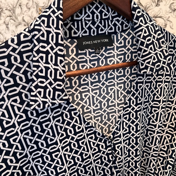 Jones New York, size L, wrap dress in light jersey fabric + matching belt - Picture 7 of 9